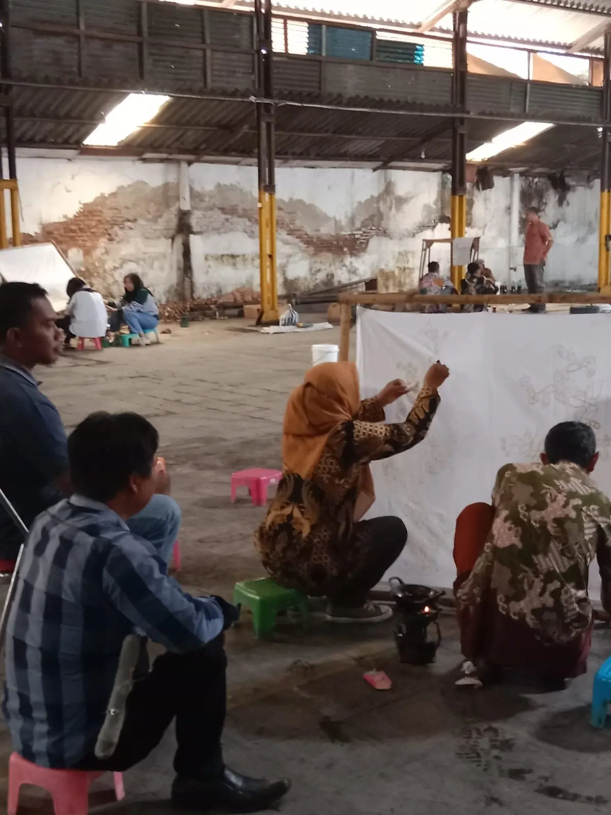 Pelatihan membatik mahasiswa UNIBA(32)